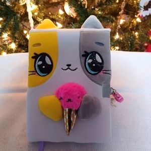 Claire's girls cat plush diary with lock and keys new.
